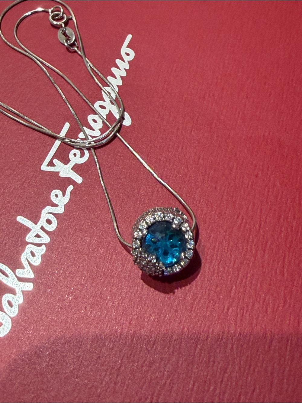 Pandora Blue Halo Pendant Necklace in Silver Tone